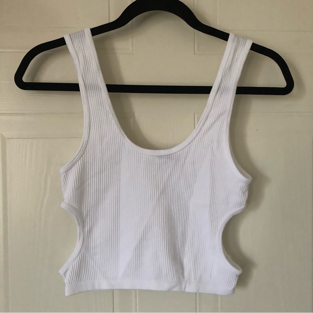 Zara White Ribbed Cut-out tank top (size M-L)